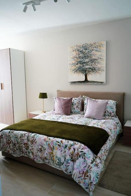 Your Escape: Where Every Sunrise Becomes A Memory Mellieha Exterior foto