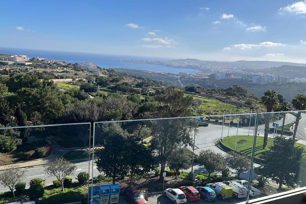 Your Escape: Where Every Sunrise Becomes A Memory Mellieha Exterior foto