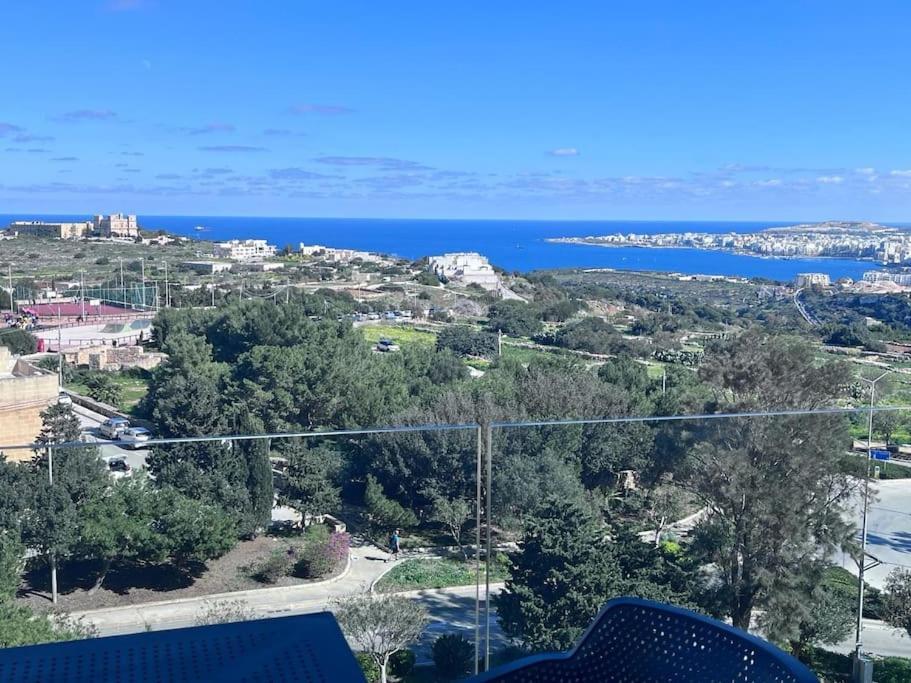 Your Escape: Where Every Sunrise Becomes A Memory Mellieha Exterior foto